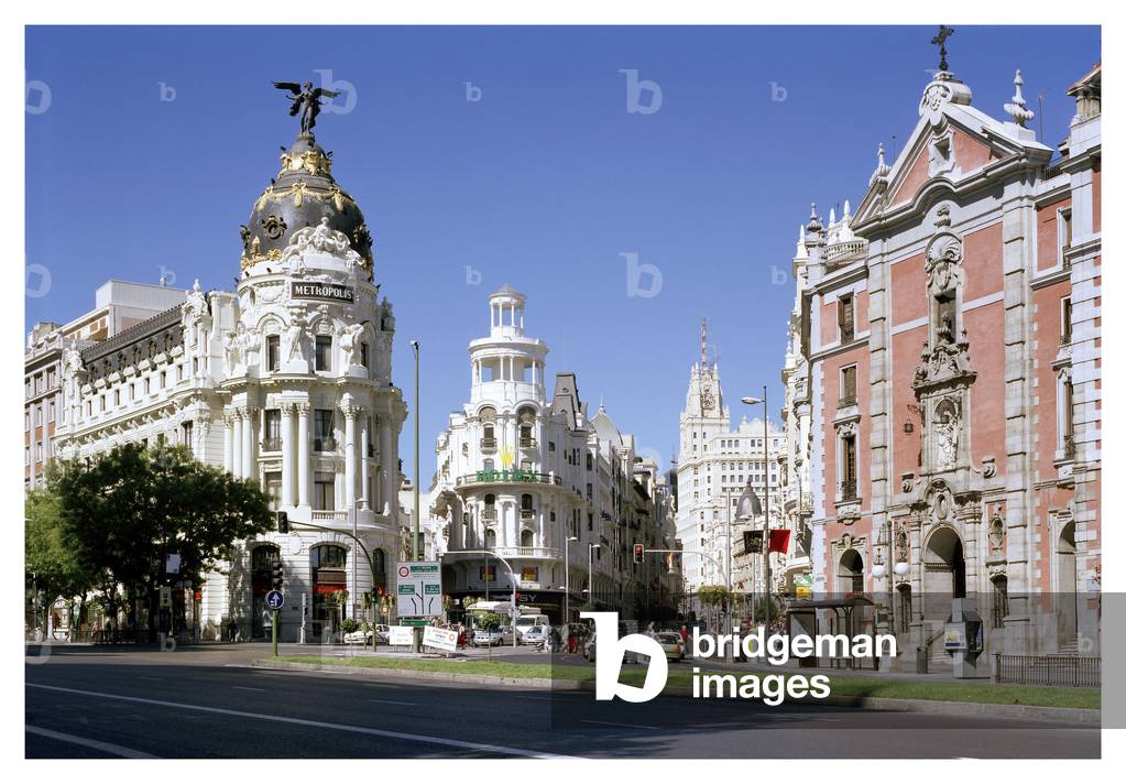 The Metropolis building in Madrid (Spain), at the intersection of Calle Gran Via and Calle de Incala. Building realized in 1905 by Jules (1842-1037) and Raymond February. Photography 22/09/2005.