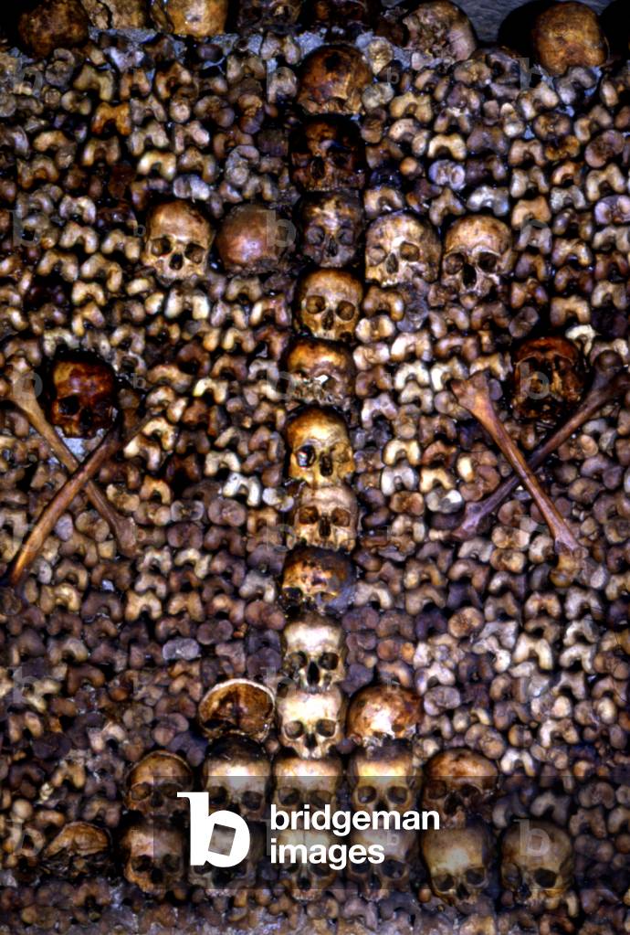 Les Catacombes, Paris 14th arrondissement. The origin of the catacombs dates back to the end of the 18th century, and collected all the bones found in the soil of Paris until around 1950. Anonymity is complete. It is estimated that six million of the individuals whose remains were collected in the catacombs.