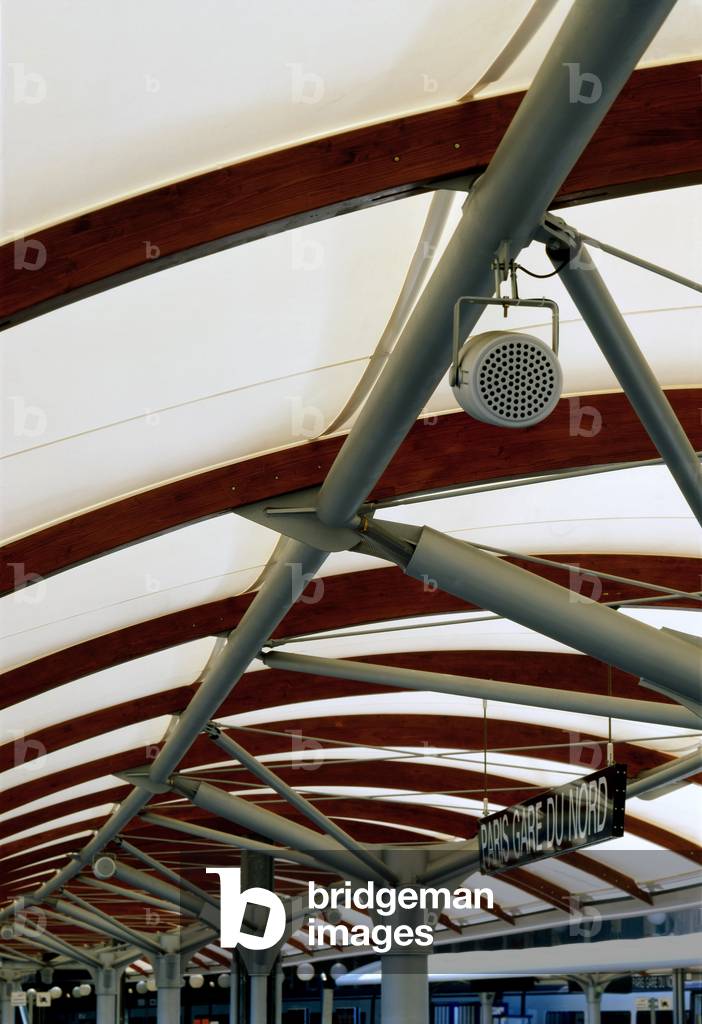 Eurostar Quai de la Gare du Nord in Paris 75010. Stratus Design, 1996. Photography 11/01/96.