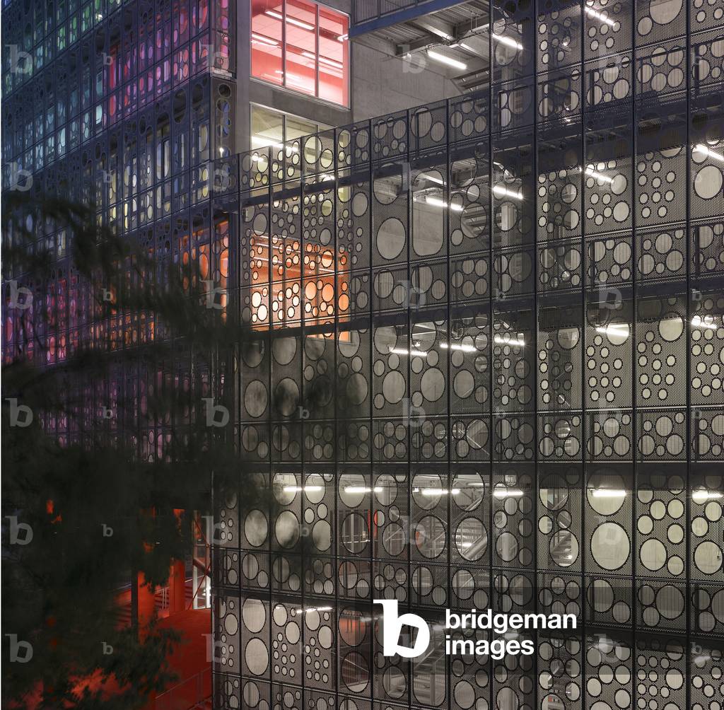 L'Atrium de Jussieu, Pole scientifique, Paris 5th arrondissement. Architects Peripheriques, Anne Francoise Jumeau and Emmanuelle Marin and David Trottin, 2002- 2006.