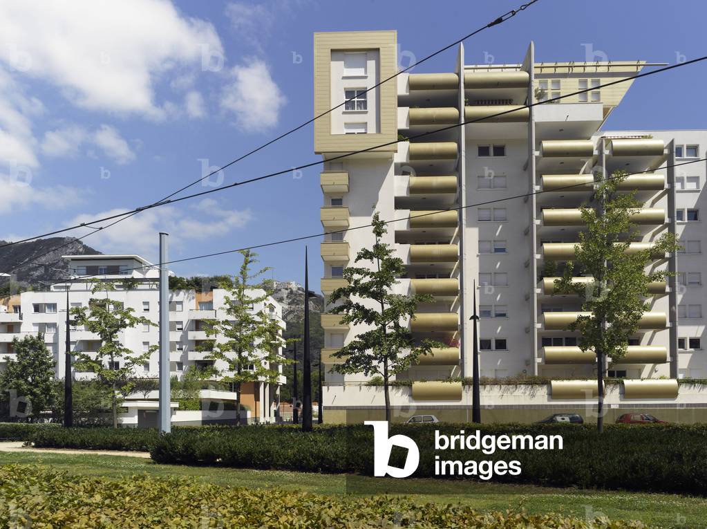 Apartment building in the railway station area, Europole in Grenoble (Isere, Rhone Alpes). Photography 15/08/07