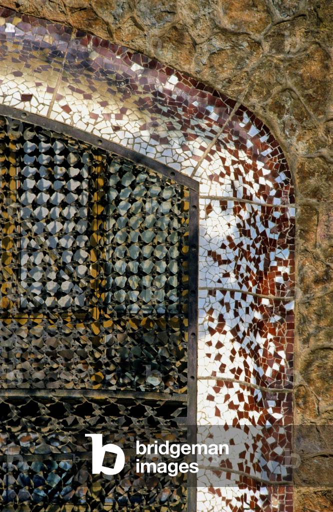 Parc Guell, Montana Pelada in Barcelona (Spain). Realisation 1903, architect Antoni Gaudi i Cornet (1852-1926).