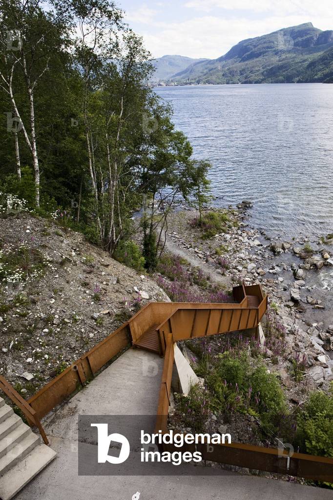 Tourist facilities, walkway in Norway. Architects Haga Grov and Helge Schelderup, 2006. Photography 03/07/08.
