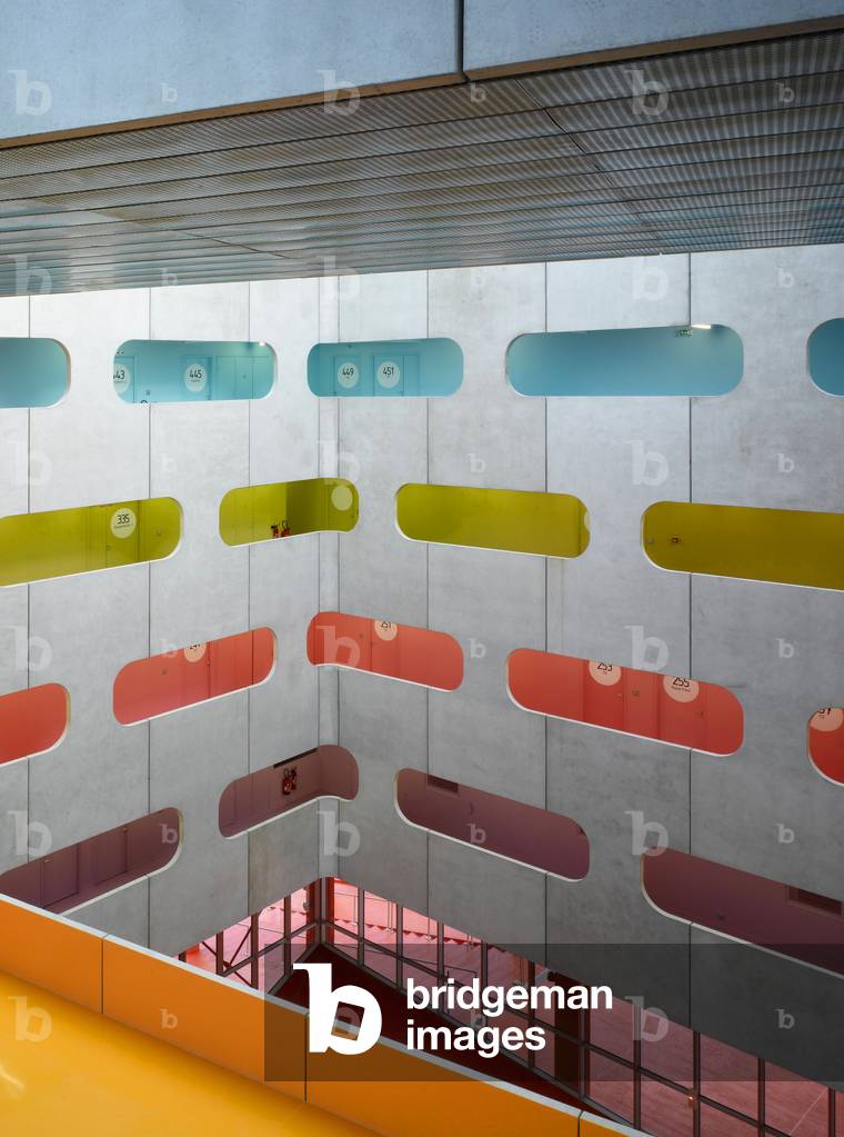 L'Atrium de Jussieu, Pole scientifique, Paris 5th arrondissement. Architects Peripheriques, Anne Francoise Jumeau and Emmanuelle Marin and David Trottin, 2002- 2006.