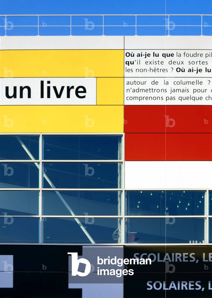 University library in Saint-Denis (Seine Saint Denis, region of France). Architect Pierre Riboulet, 1998.