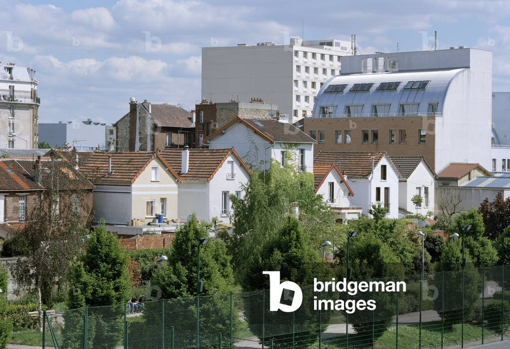 Accommodation in suburban pavilions in Saint Denis (Seine Saint Denis).