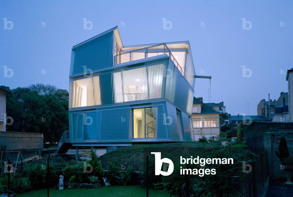 The house “” GO”” in Thionville, Moselle, Lorraine. Architecture by Emmanuelle Marin, David Trottin and Peripheriques architectes, 2006. Photography 25/08/06