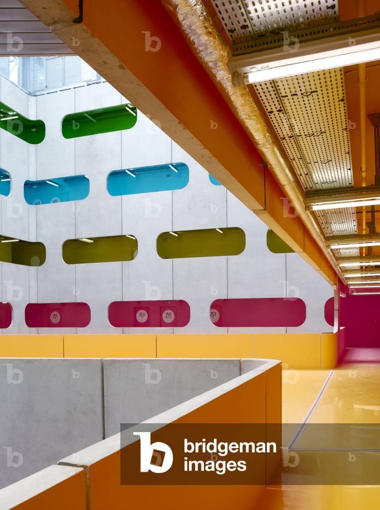 L'Atrium de Jussieu, Pole scientifique, Paris 5th arrondissement. Architects Peripheriques, Anne Francoise Jumeau and Emmanuelle Marin and David Trottin, 2002- 2006.