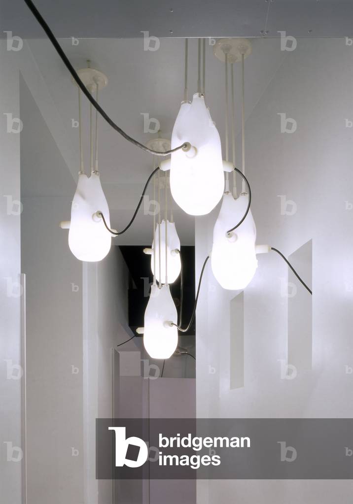 The cafe “” Etienne Marcel “”, 31 rue Etienne Marcel, Paris 2. Luminaire by Pierre Huyghes, 2002. Photography 2002.