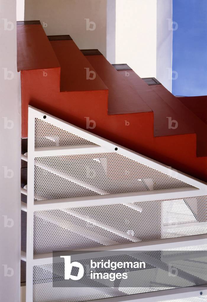 Detail of a staircase. Architecture by Philippe Ameller and Jacques Dubois, 1991. Photography 1991