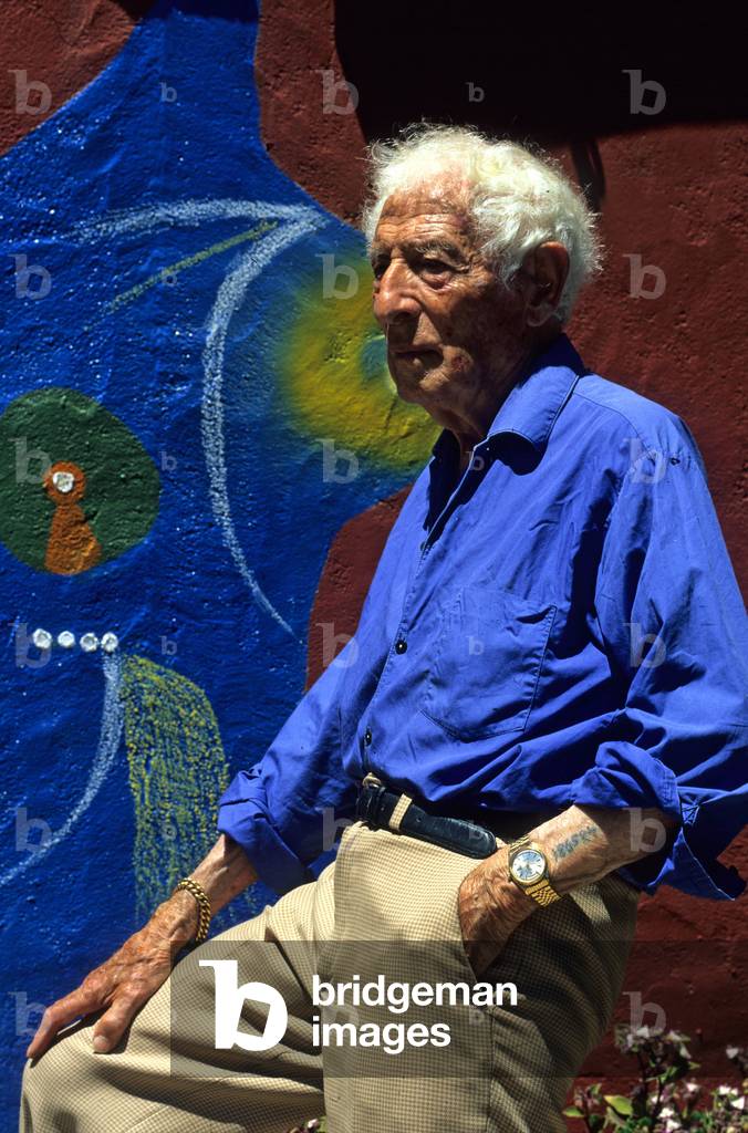Andre Verdet (1913-2004) french poet, sculptor, painter, here in july 2004 (photo)