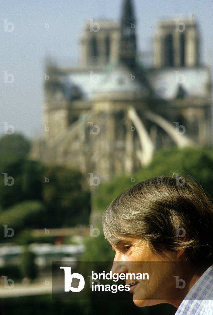 Genevieve Asse, french painter, here in 1984 in Paris