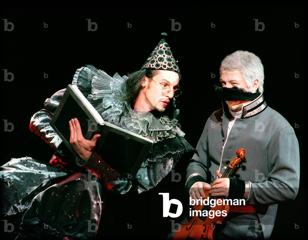 Dmitri Shostakovich 's opera