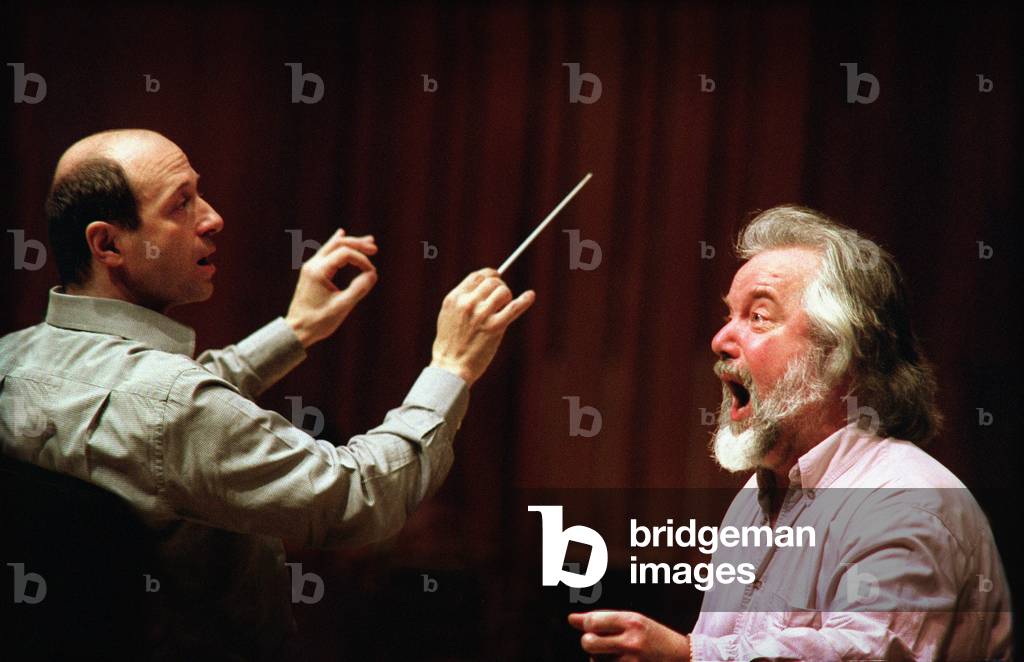 Ivan Fischer conducting with