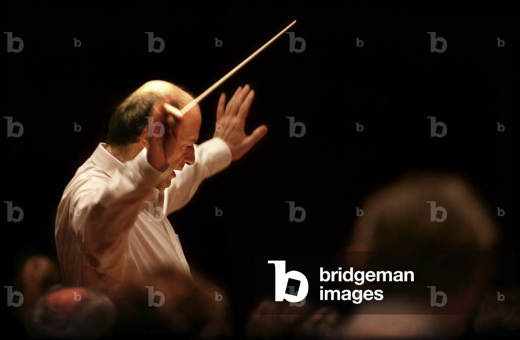 Ivan Fischer conducting the