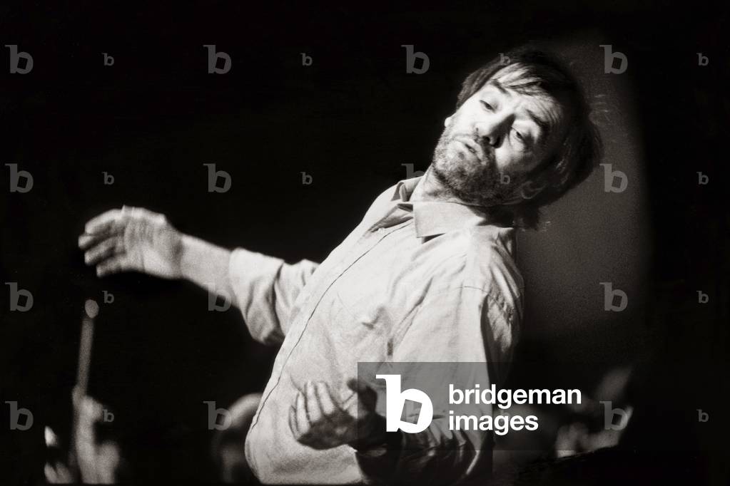Valery Gergiev conducting the