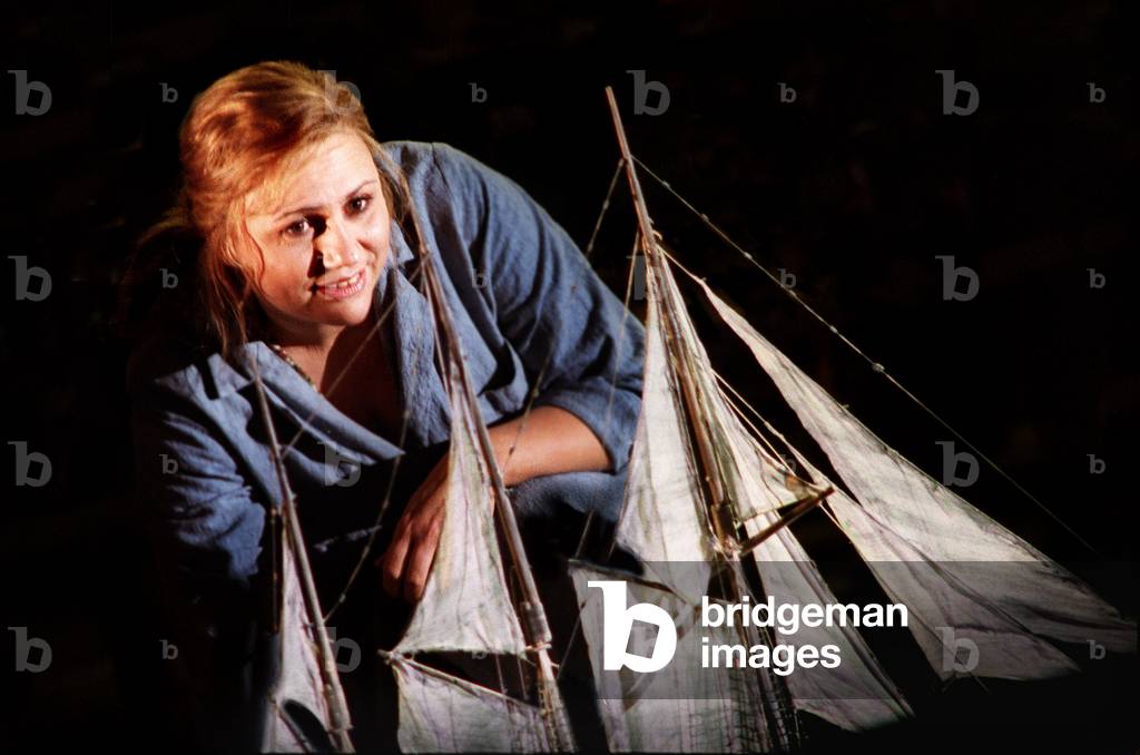 Anja Kampe as Senta