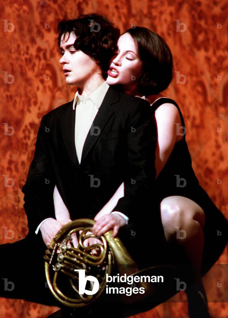 Alice Coote as Ruggiero, Catherine Naglestad as Alcina in Alcina, opera seria by George Frideric Handel (1685 - 1759). 1999 Stuttgart State Opera production
