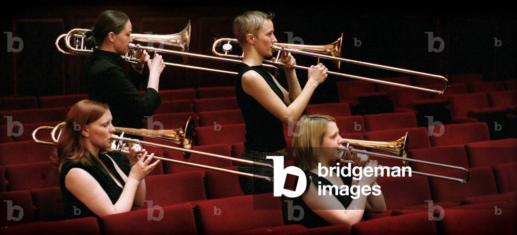 Bones Apart rehearsing for