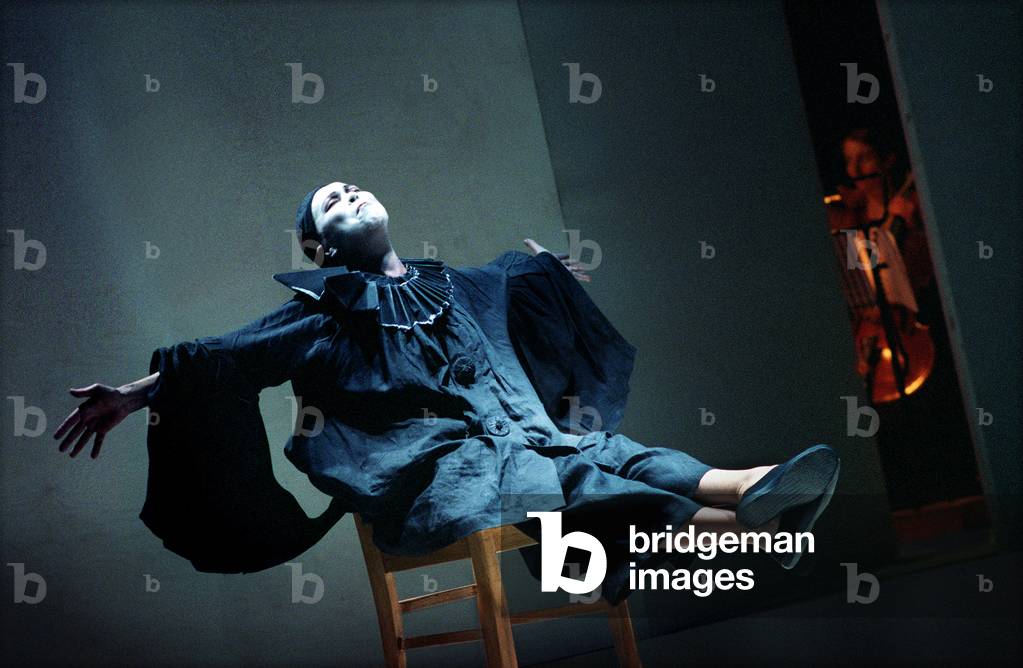 Arnold Schoenberg 's Pierrot