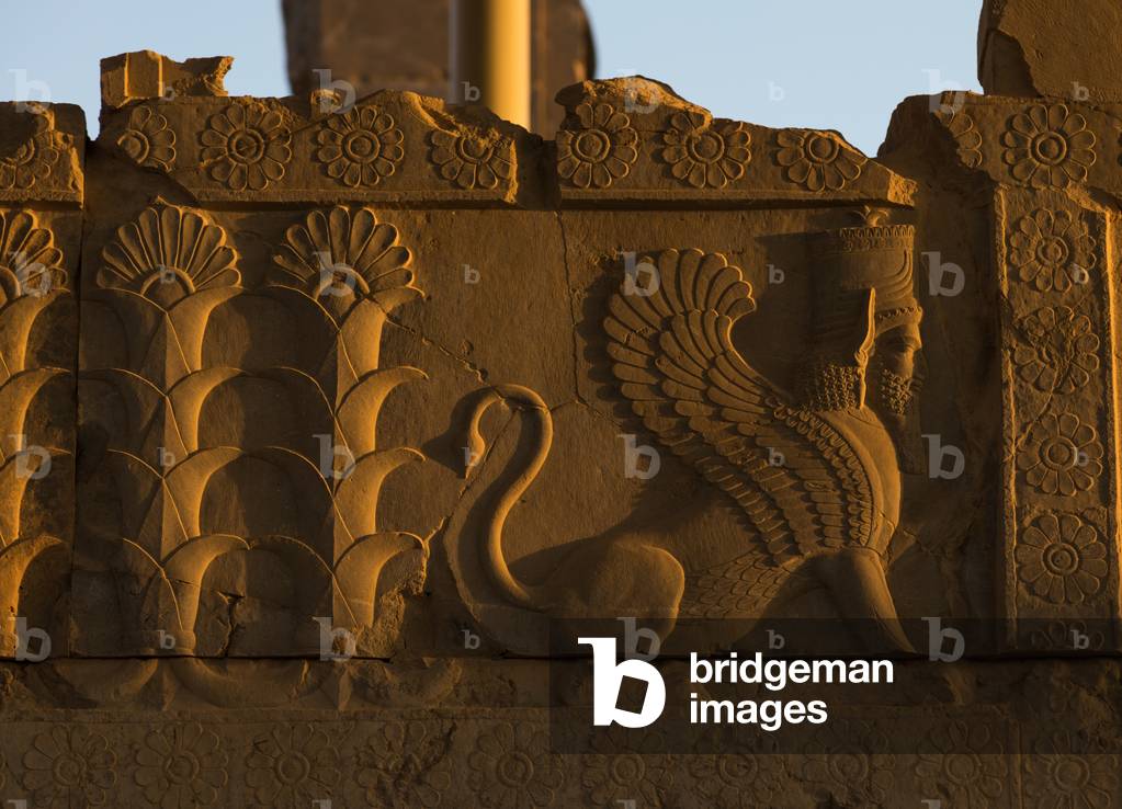 Relief in Apadana palace Persepolis, Fars Province, Marvdasht, Iran (photo)