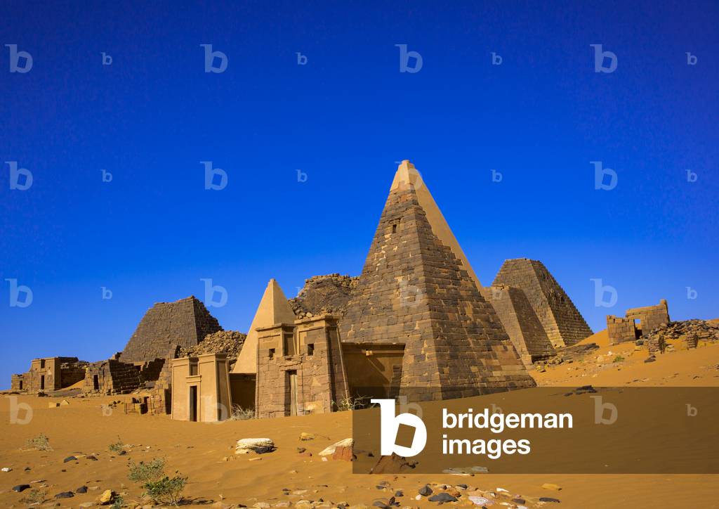 Pyramids And Tombs in Royal Cemetery, Meroe, Kush, Sudan (photo)