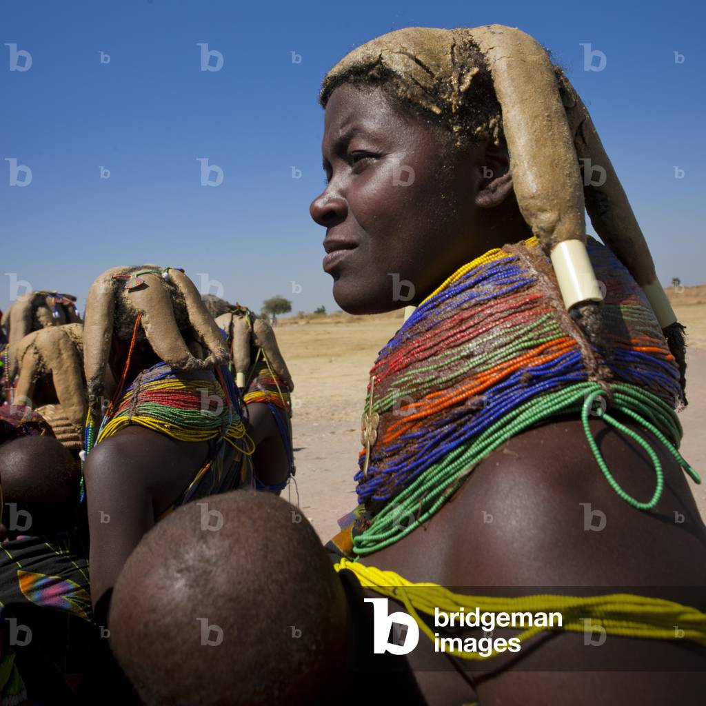 Mumuhuila Woman with the Traditional Giant Necklace, Hale Village, Angola, Africa (photo)