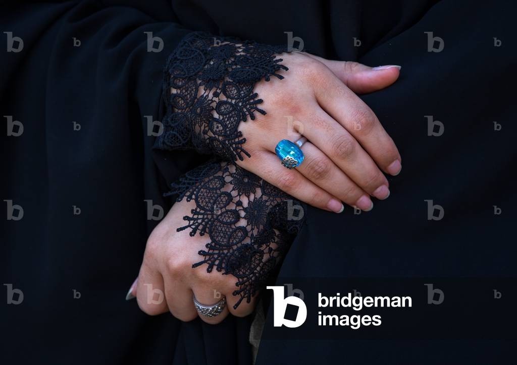 An Iranian Shiite Woman Hands during the Chehel Manbar Ceremony one day before Ashura, Lorestan Province, Khorramabad, Iran (photo)