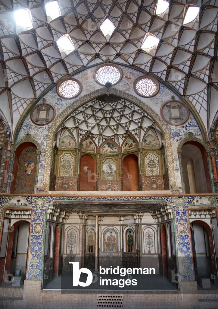 Stucco work on the walls of the Borujerdi house, Isfahan Province, Kashan, Iran (photo)