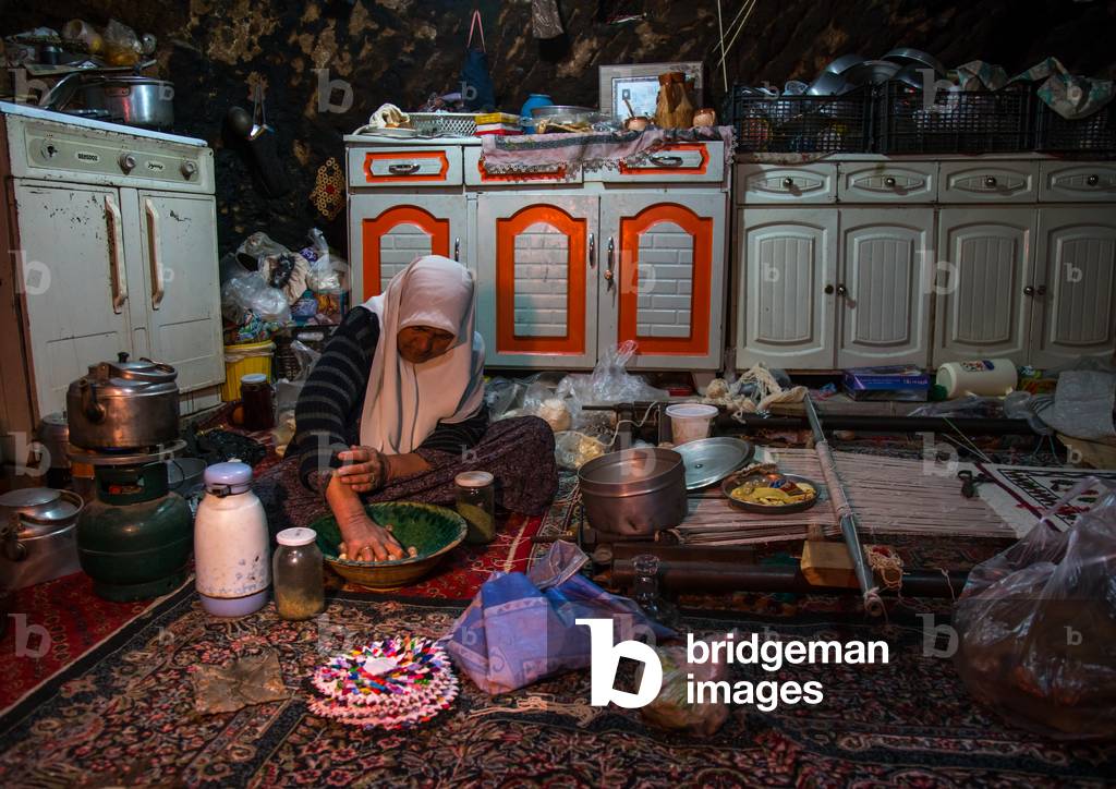 Old Widow Woman In Her Troglodyte House, Kerman Province, Meymand, Iran, 2016 (photo)