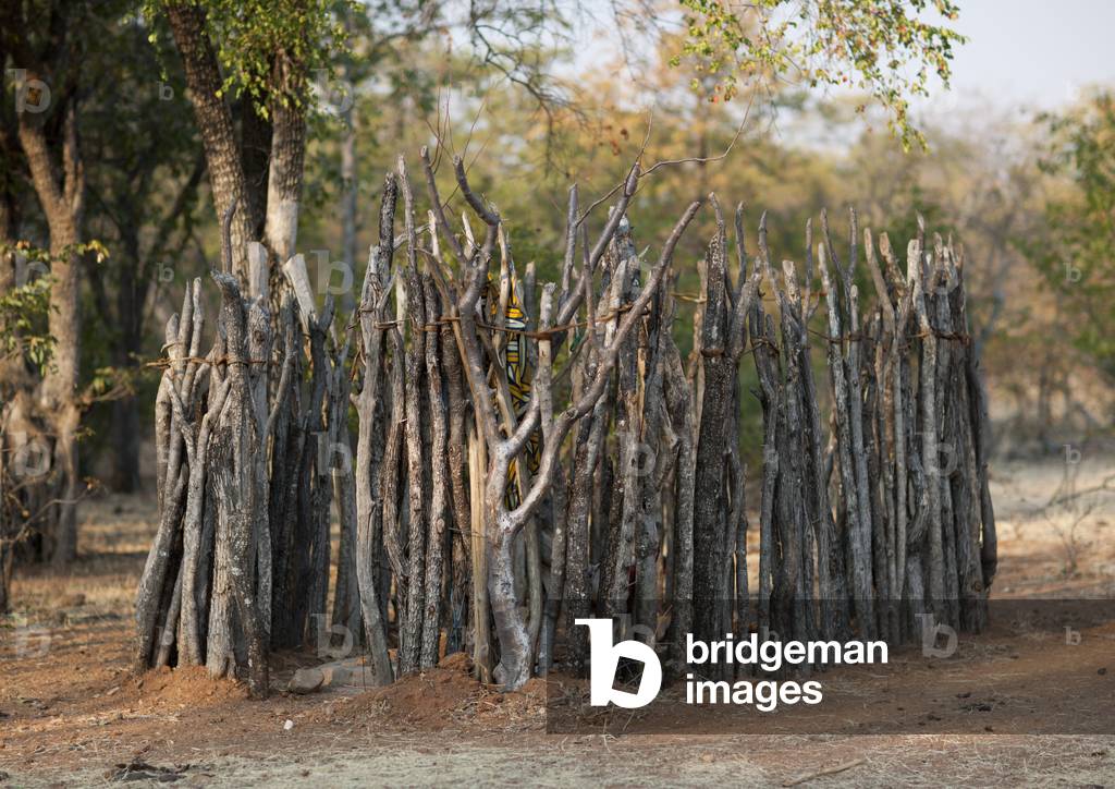 Mudimba Tribe Grave, Village of Combelo, Angola, Africa (photo)
