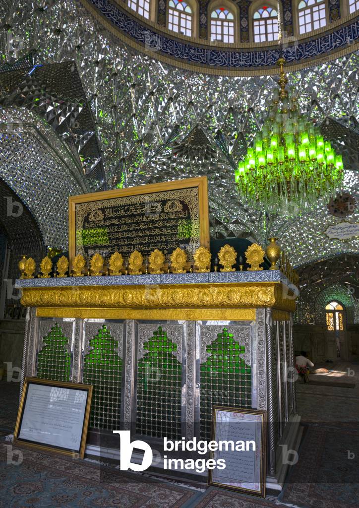 Shrine of Hasan Ibn Musa Ibn Ibn Jafar, Isfahan province, Kashan, Iran (photo)