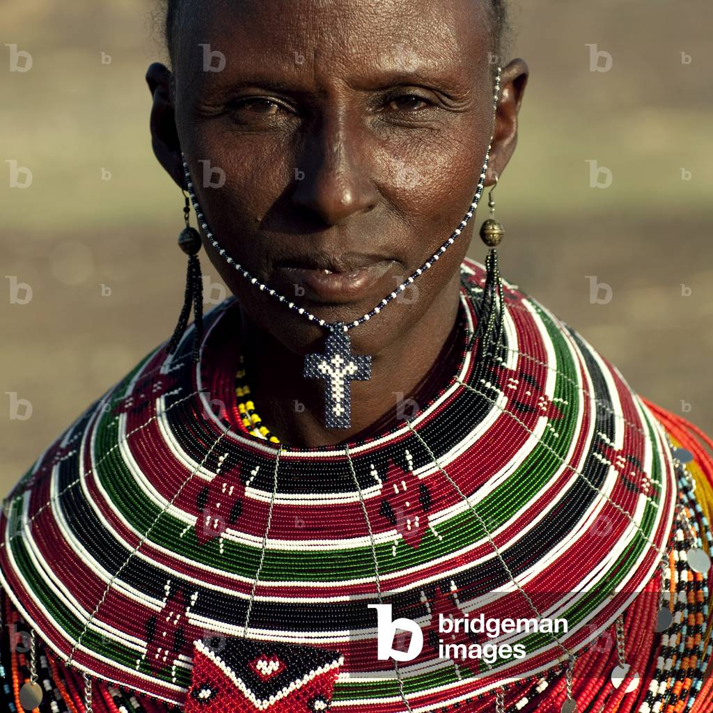 El molo tribe woman with christian cross, Turkana lake, Kenya, Africa (photo)