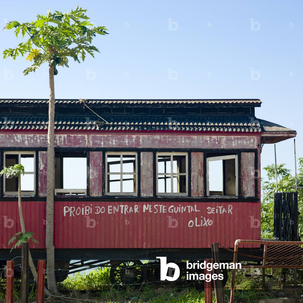 Old Train Carriage, Luanda, Angola, Africa (photo)