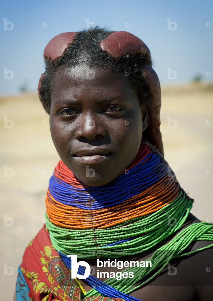 Mumuhuila Woman with the Traditional Giant Necklace, Hale Village, Angola, Africa (photo)