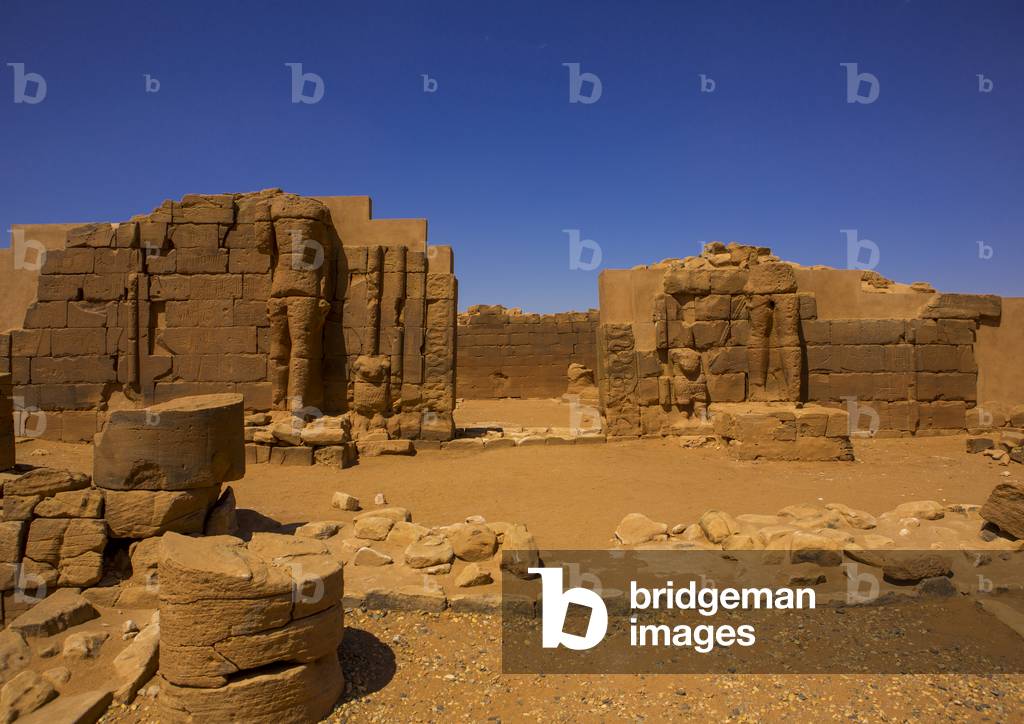 Ruins of The Central Temple, Naga, Nubia, Sudan (photo)