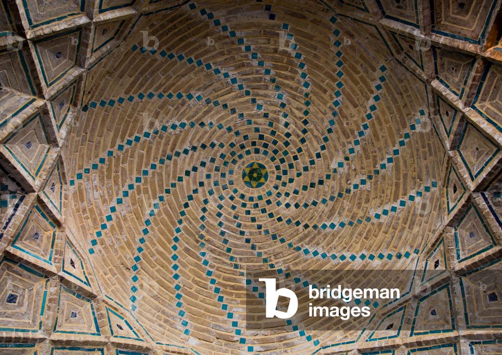 Vakil mosque prayer hall ceiling, Fars Province, Shiraz, Iran (photo)