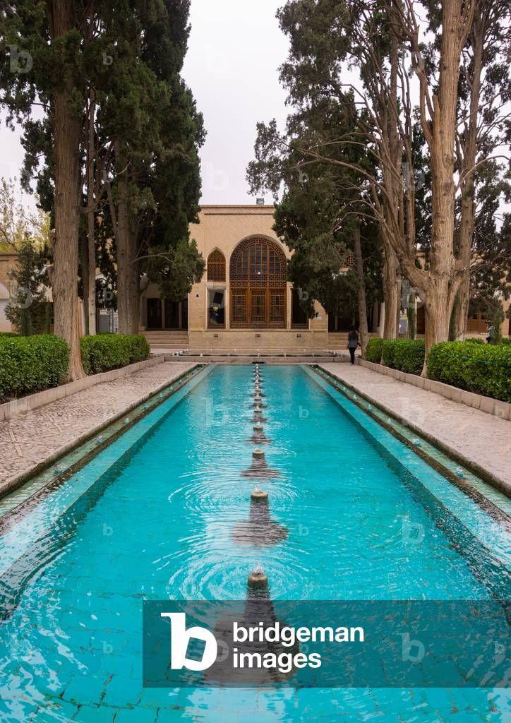 Shotor Galou-e-shah Abbasi in Fin Garden, Isfahan Province, Kashan, Iran (photo)