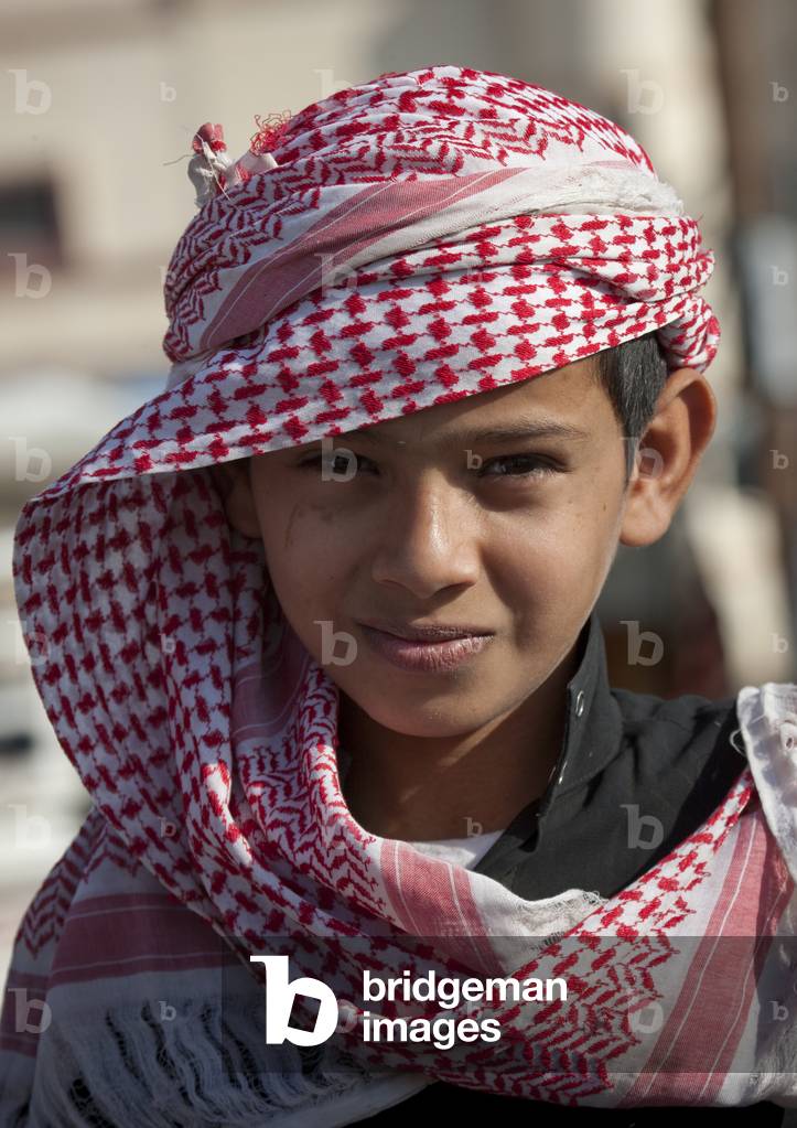 Flower Man From Asir, Saudi Arabia (photo)