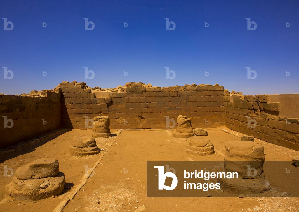 Ruins of The Central Temple, Naga, Nubia, Sudan (photo)