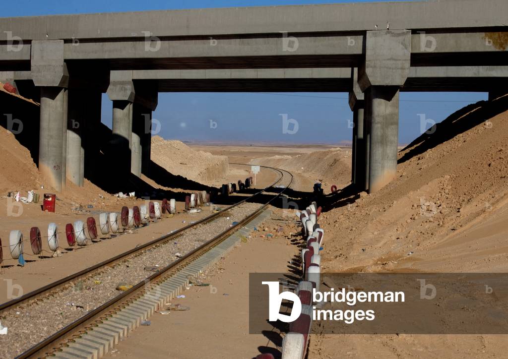 Railway in Saudi Arabia (photo)