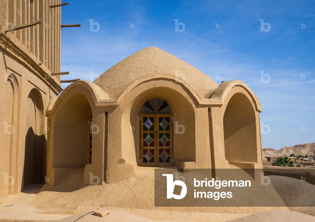 Aghazadeh Mansion Wind Towers used as a Natural Cooling System in Iranian Traditional Architecture, Fars Province, Abarkooh, Iran (photo)