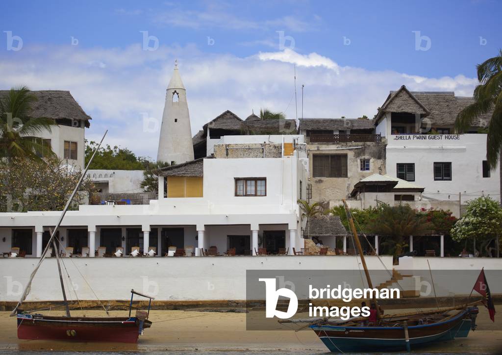 A view of the friday mosque and minaret on shela, Lamu Kenya, Africa
 (photo)