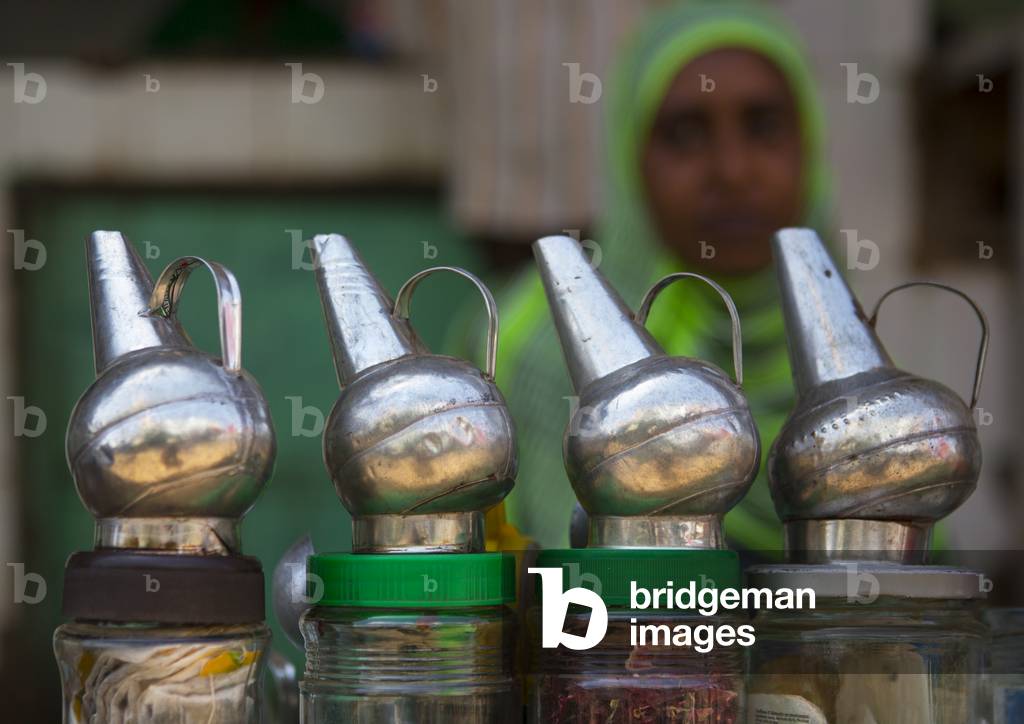 Coffee Seller in The Market, Omdurman, Khartoum State, Sudan (photo)