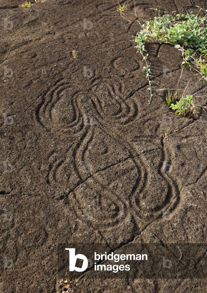 Petroglyph in Paka Vaka Rock Art Site, Easter Island, Chile (photo)