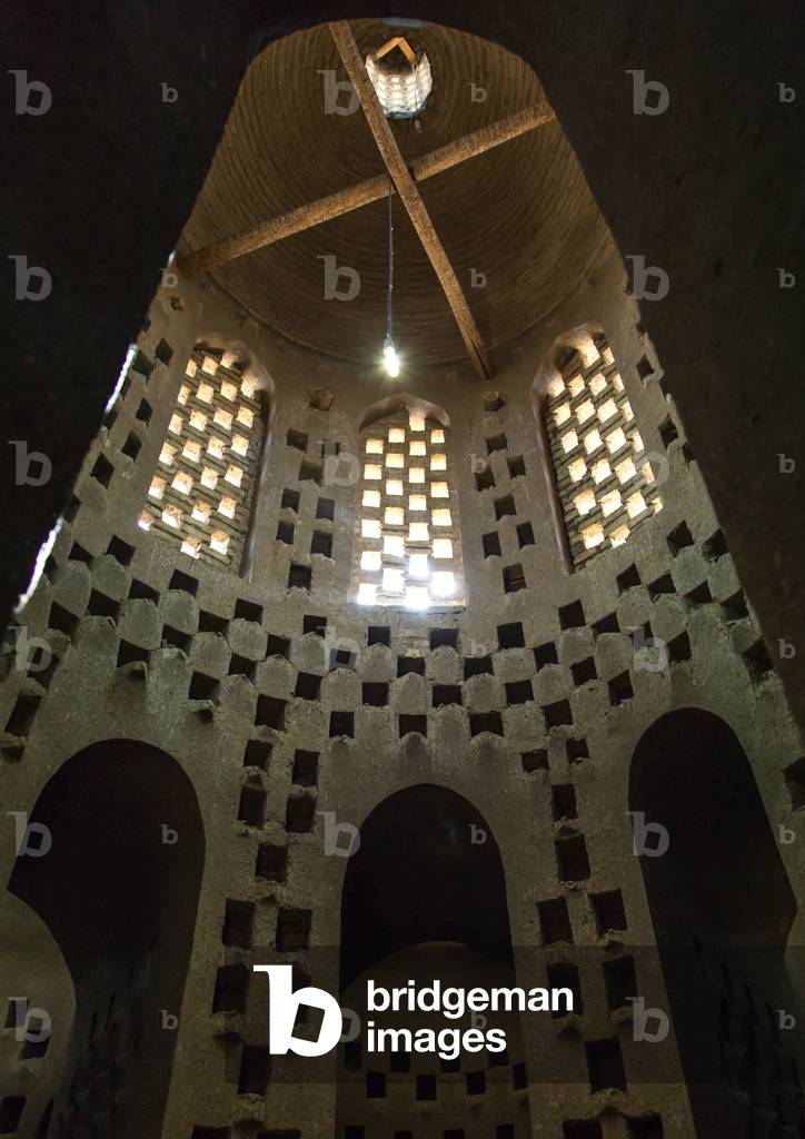 Old dovecote for pigeons, Isfahan Province, Isfahan, Iran (photo)