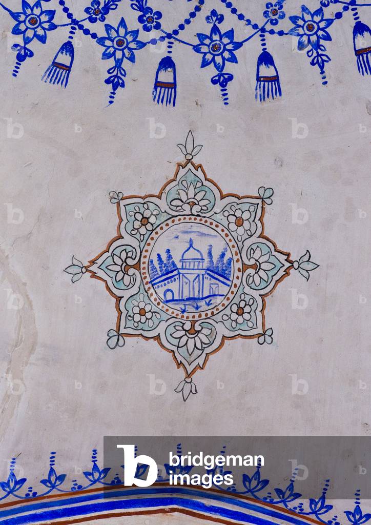 Colorful mural painting in mir emad mosque, Isfahan province, Kashan, Iran (photo)