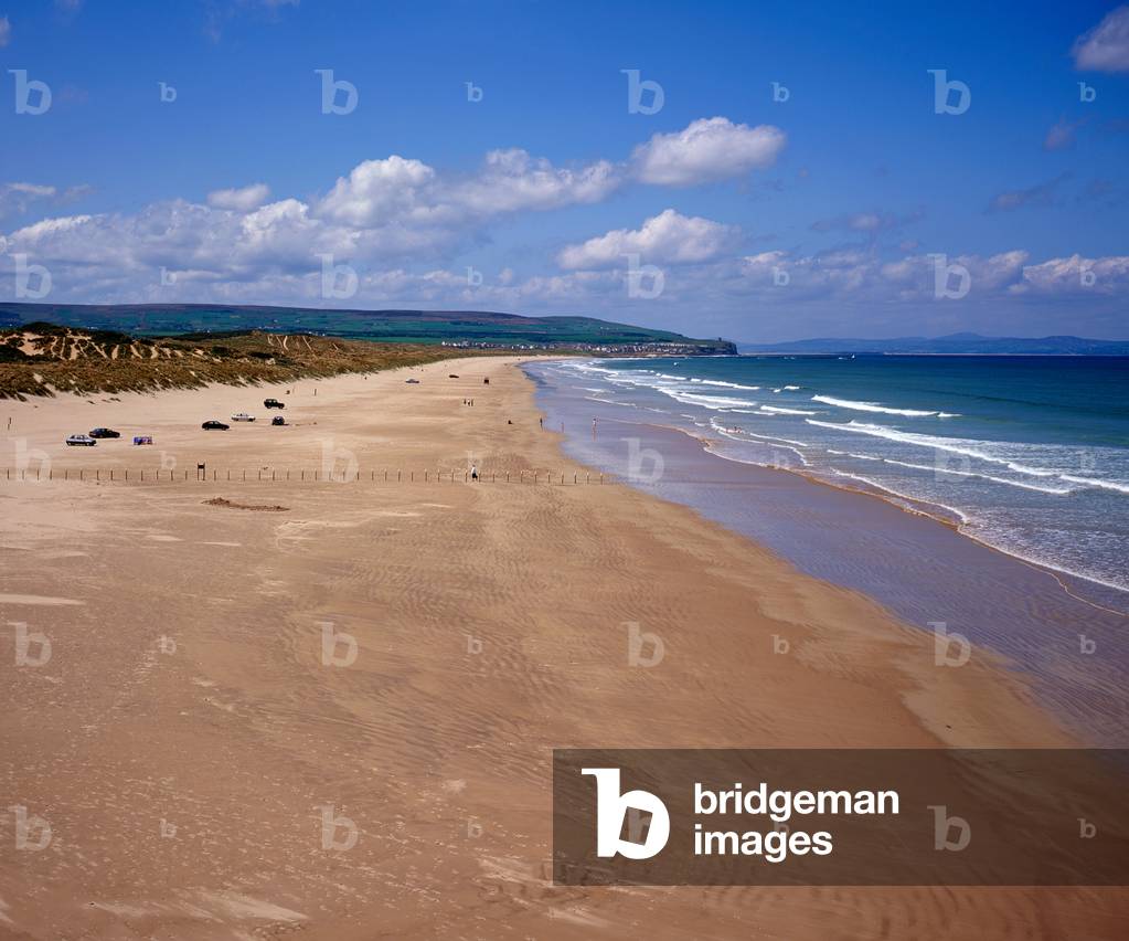 Portstewart Strand, North Antrim Coast, Northern Ireland (photo)
