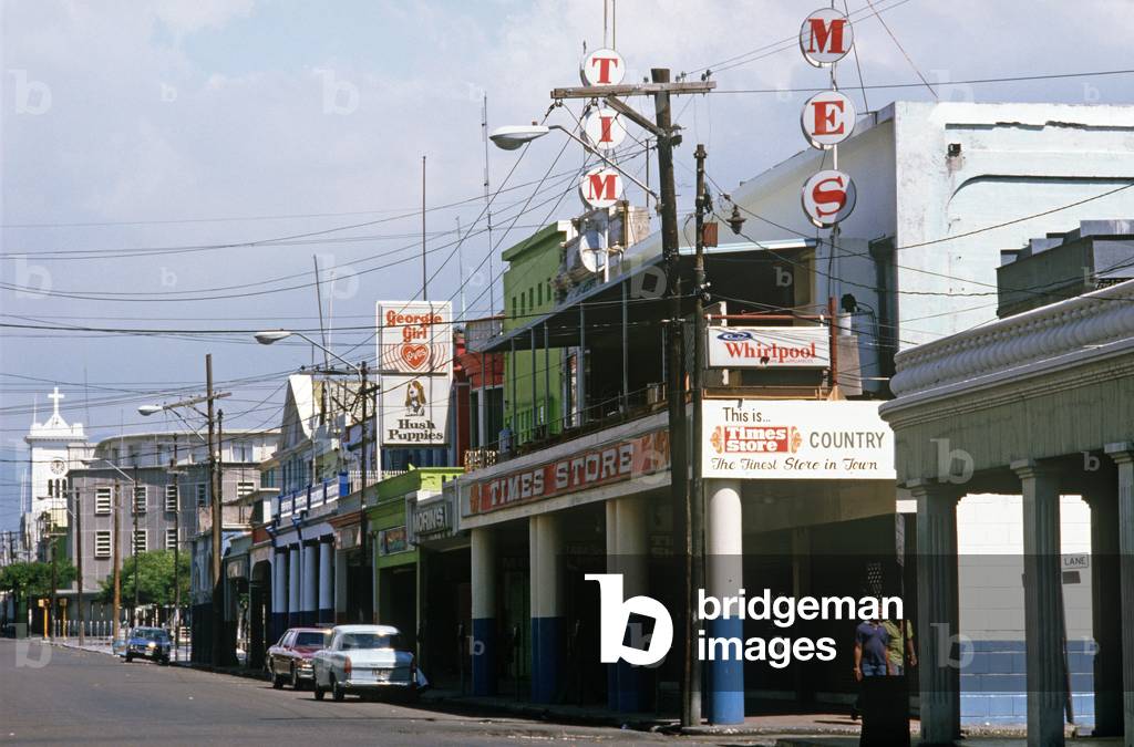Downtown Kingston, Jamaica (photo)
