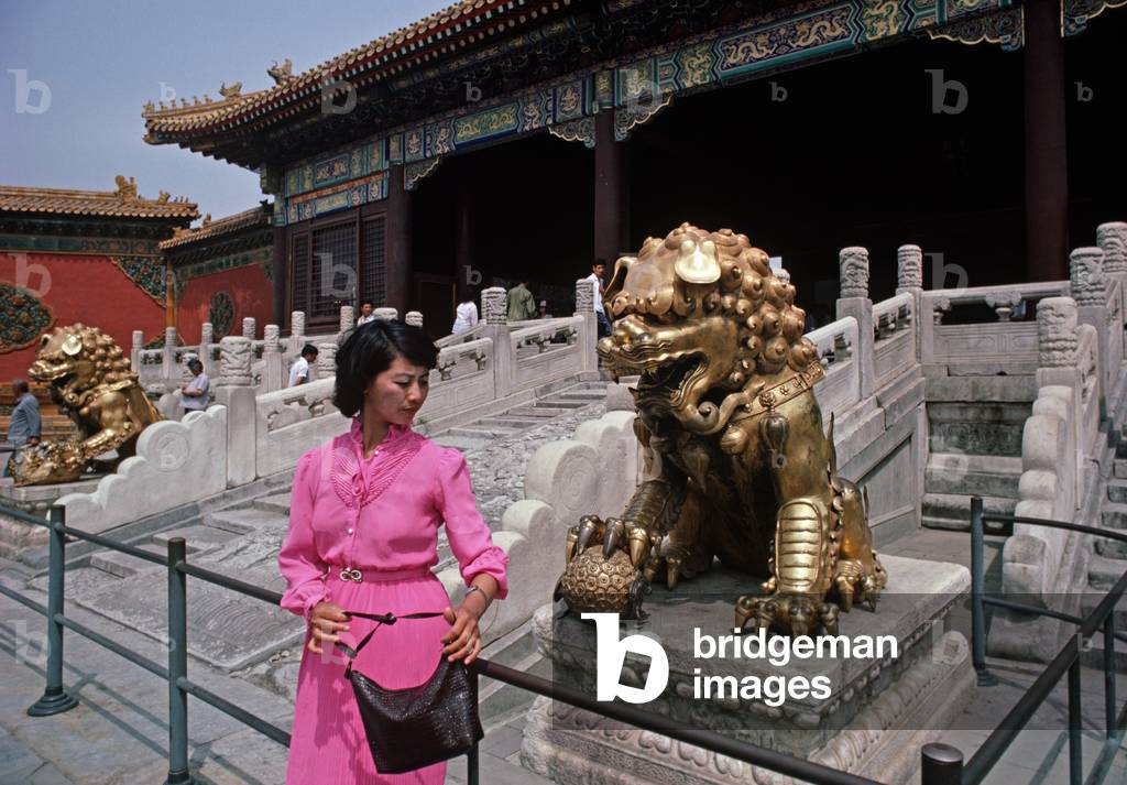 Gold Guardian Lions, Forbidden City, China (photo)